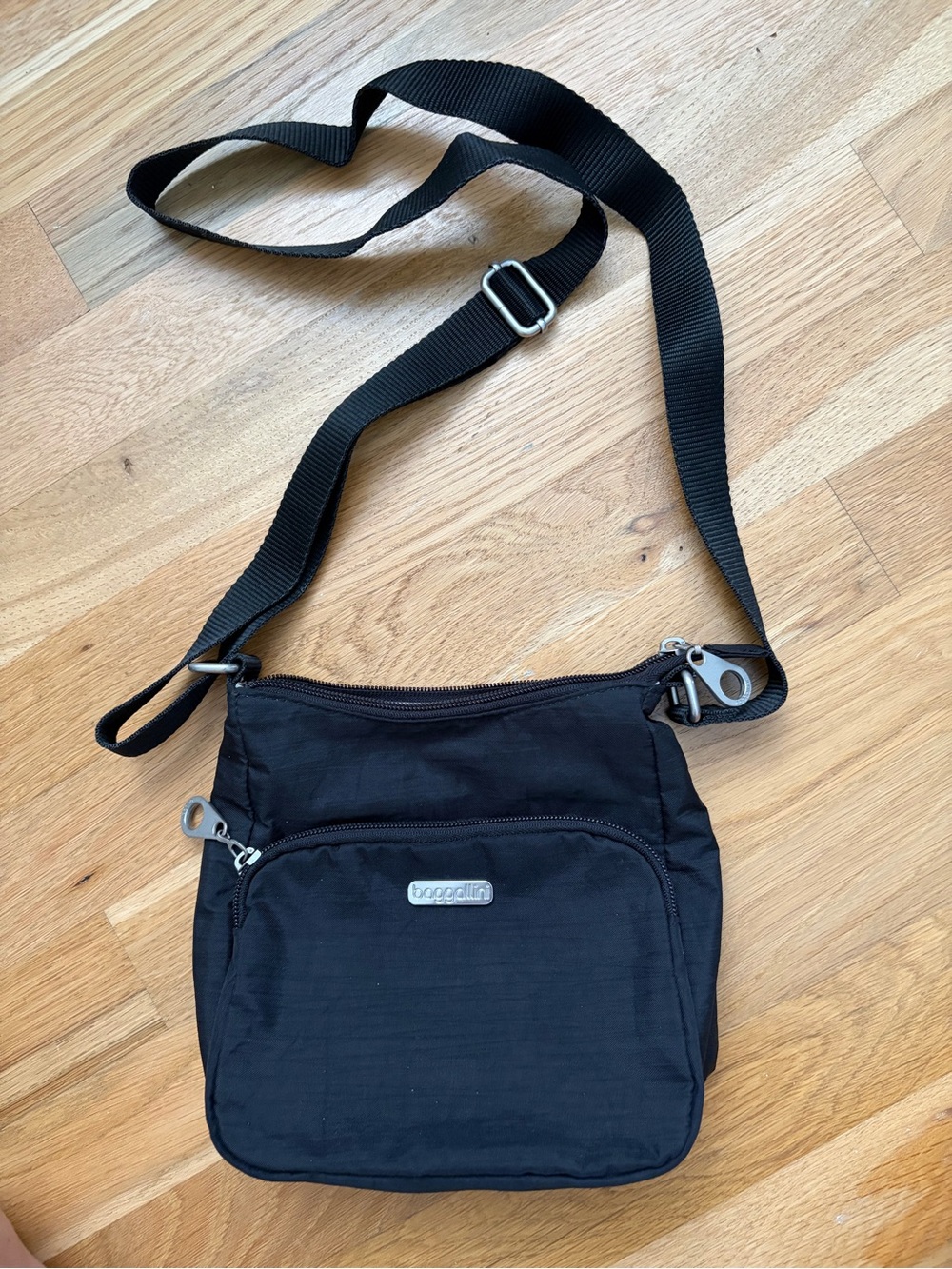 Baggallini Black Nylon Crossbody Bag with Silver Hardware